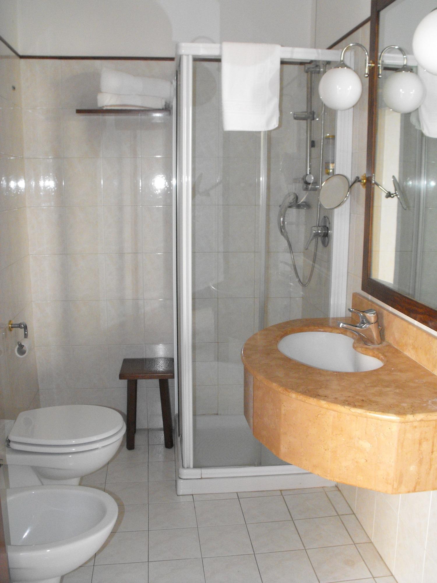 Primotel Hotel 4*
